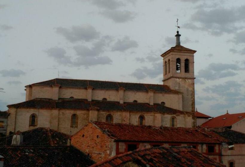 Отель Hostal Romi