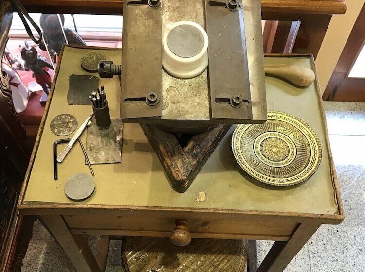 هتل Hostal Santo Tomé