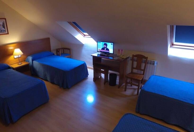 هتل Hostal Santo Tomé