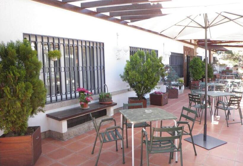 هتل Hostal Siete Picos