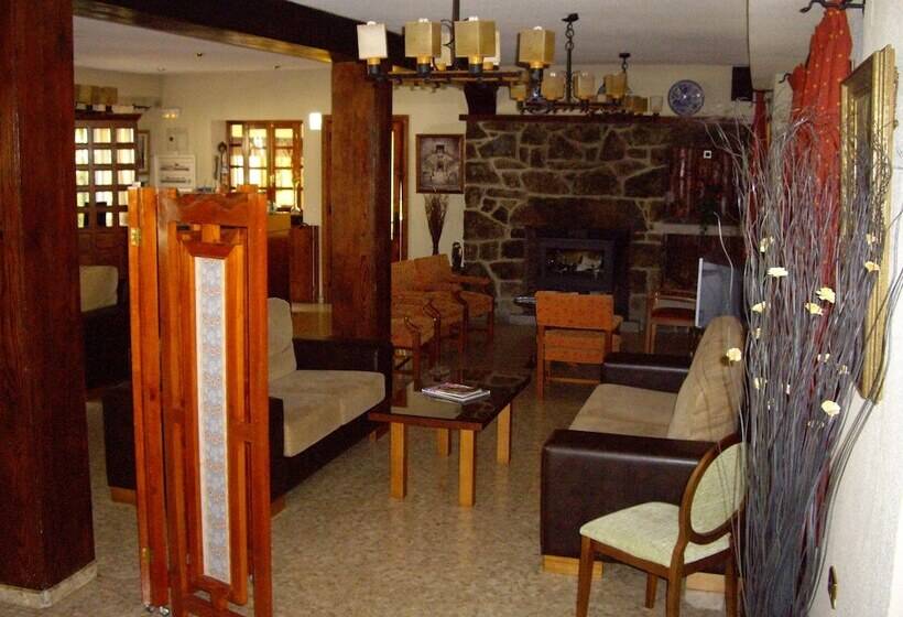 هتل Hostal Siete Picos