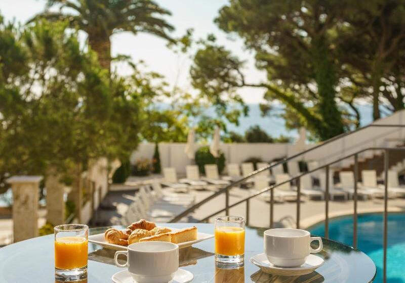 هتل Ilunion Caleta Park