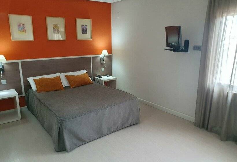 Отель La Carreta