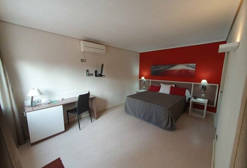 Отель La Carreta