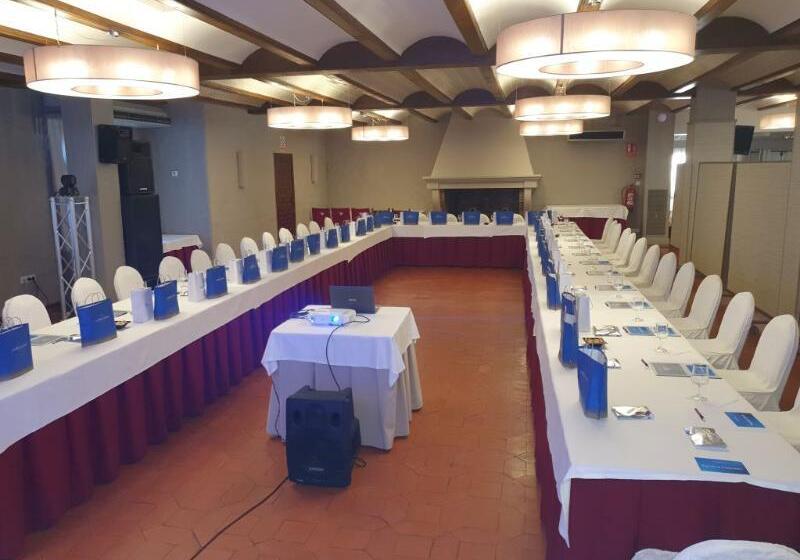 Отель La Carreta