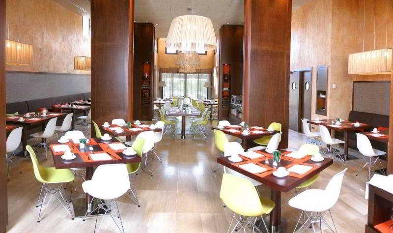 La Costa Hotel Golf & Beach Resort