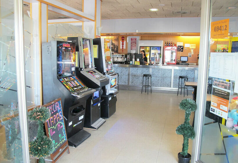 Отель La Entrada