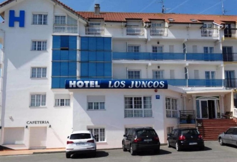 هتل Los Juncos