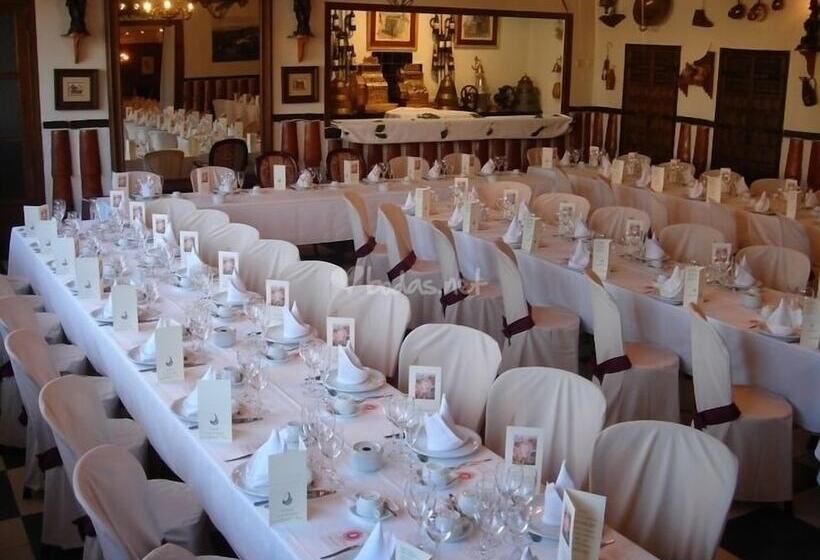 ホテル Los Perales