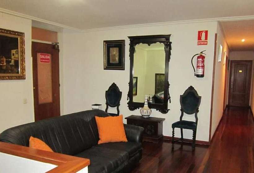 ホテル Los Perales