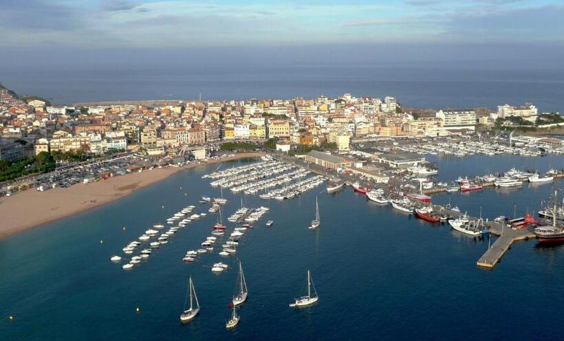 בית מלון כפרי & Restaurant Marina Palamós