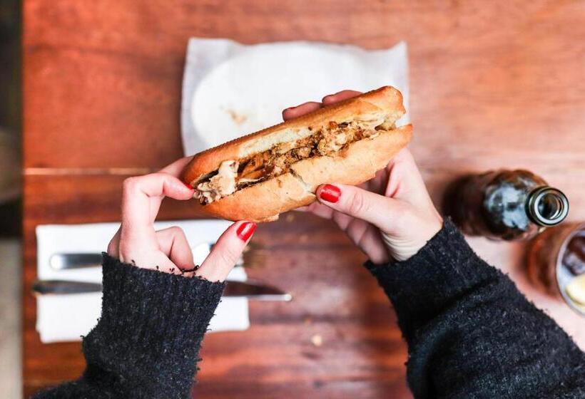 בית מלון כפרי & Restaurant Marina Palamós