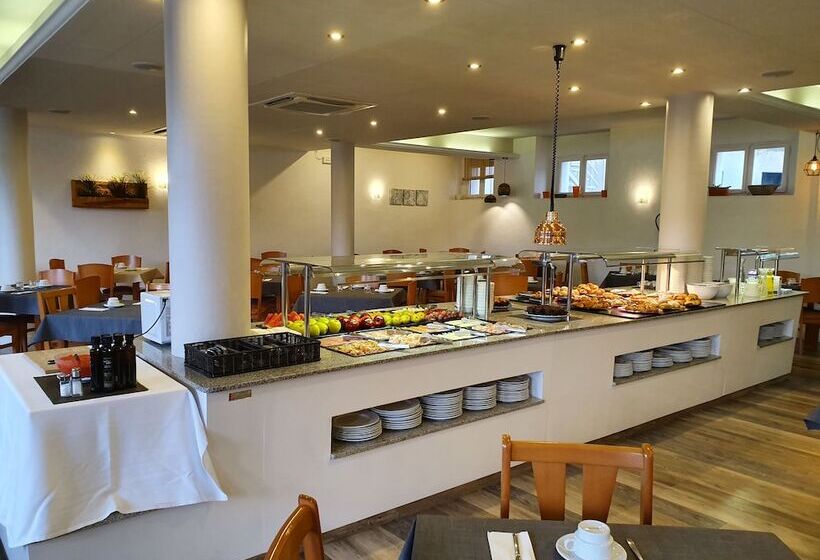 Отель Marina Tossa