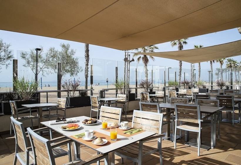 Отель Monterrey Roses By Pierre & Vacances