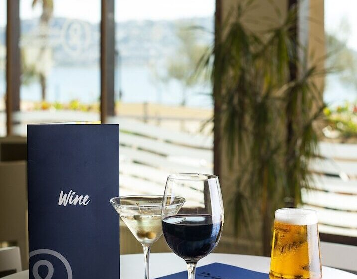 هتل Monterrey Roses By Pierre & Vacances
