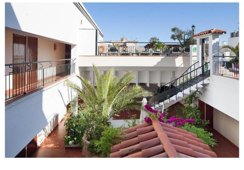 בית מלון כפרי Ninays