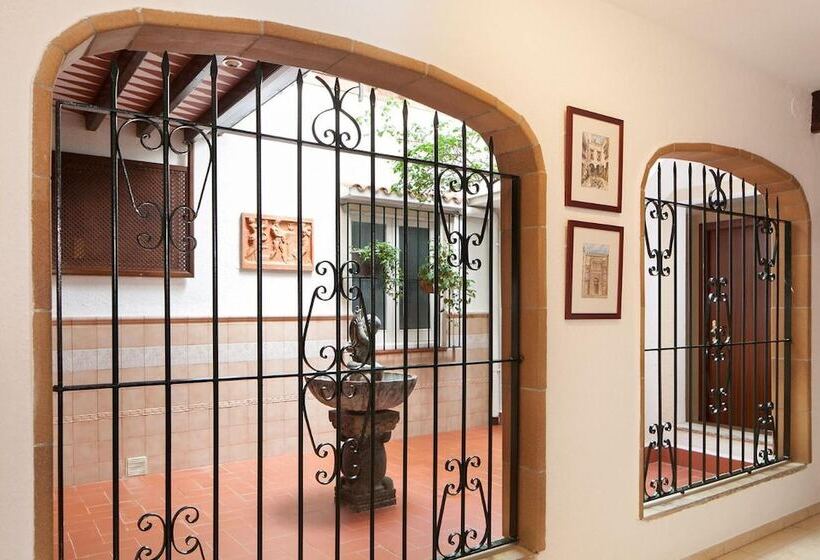 בית מלון כפרי Ninays