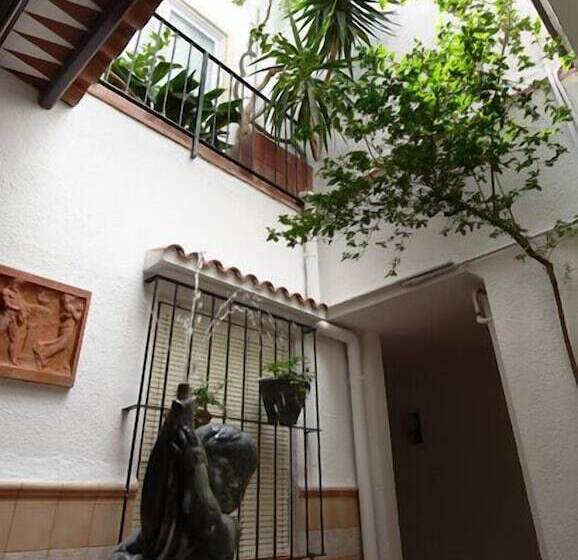 בית מלון כפרי Ninays