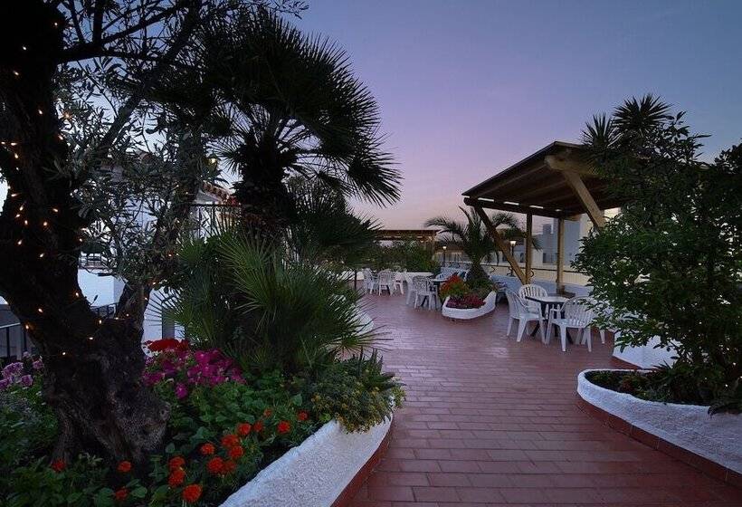 בית מלון כפרי Ninays