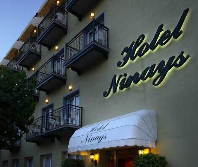 בית מלון כפרי Ninays
