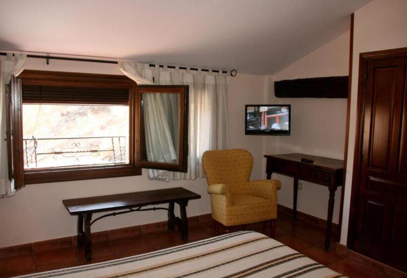 בית מלון כפרי Olimpia