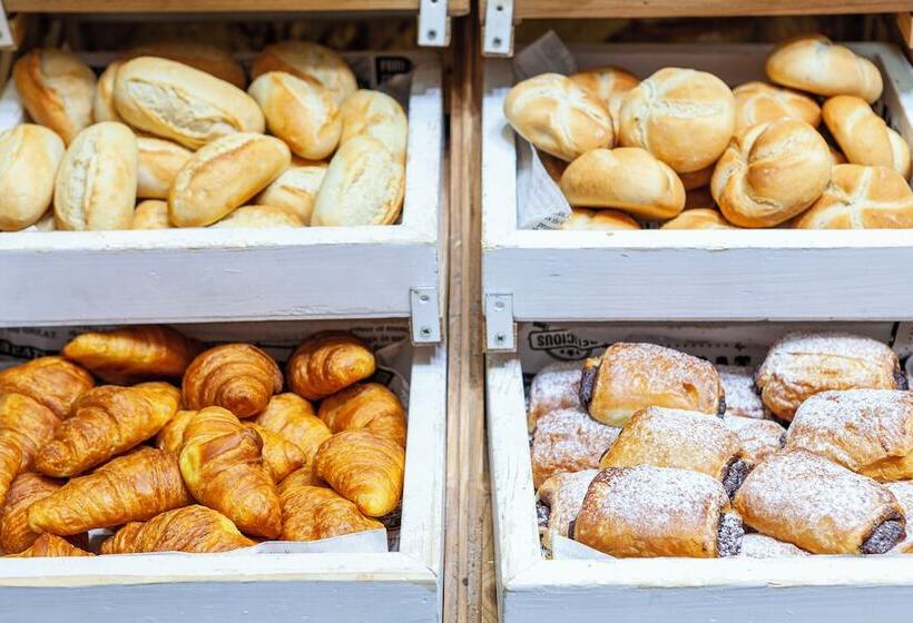 Отель Olympia Consul Del Mar