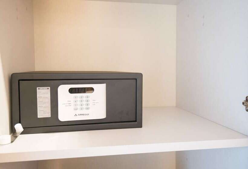 Отель Pensión Araba