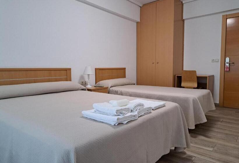 فندق Pension Iruna