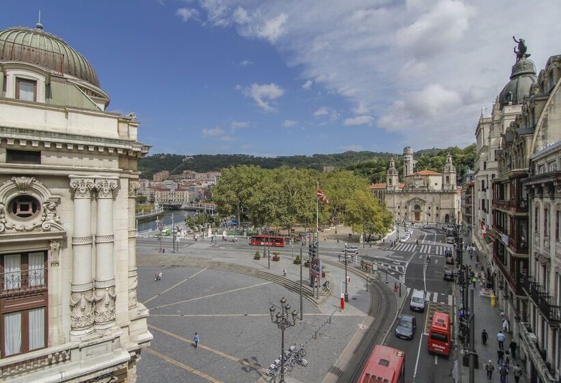 هتل Petit Palace Arana Bilbao