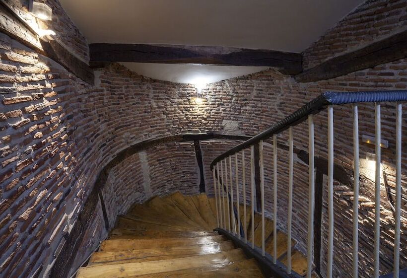 هتل Petit Palace Arana Bilbao