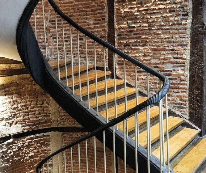 هتل Petit Palace Arana Bilbao