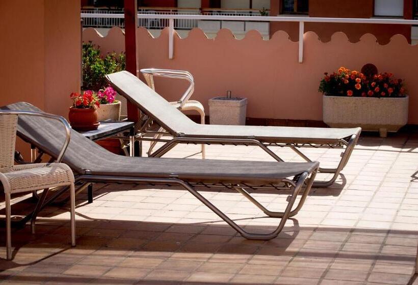 فندق Plaça