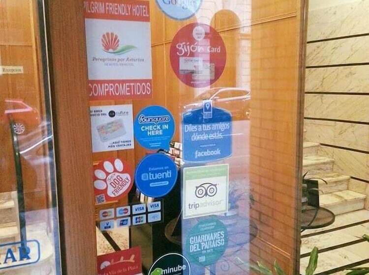 هتل Playa Poniente