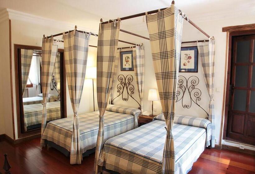 فندق Real Monasterio De San Zoilo