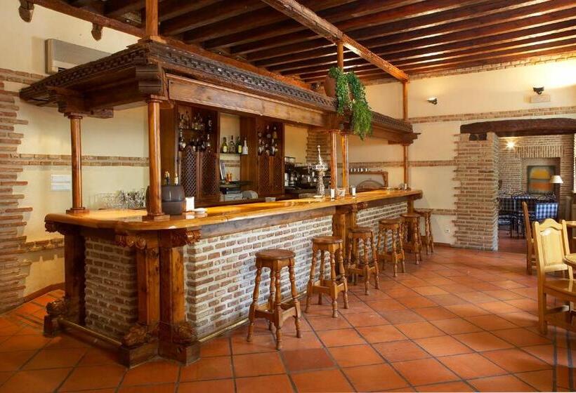 فندق Real Monasterio De San Zoilo