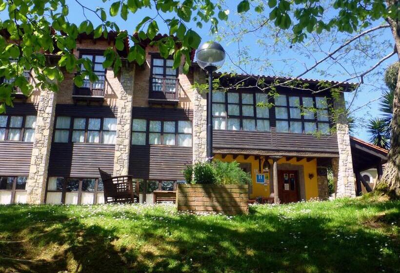 فندق ريفى El Carmen