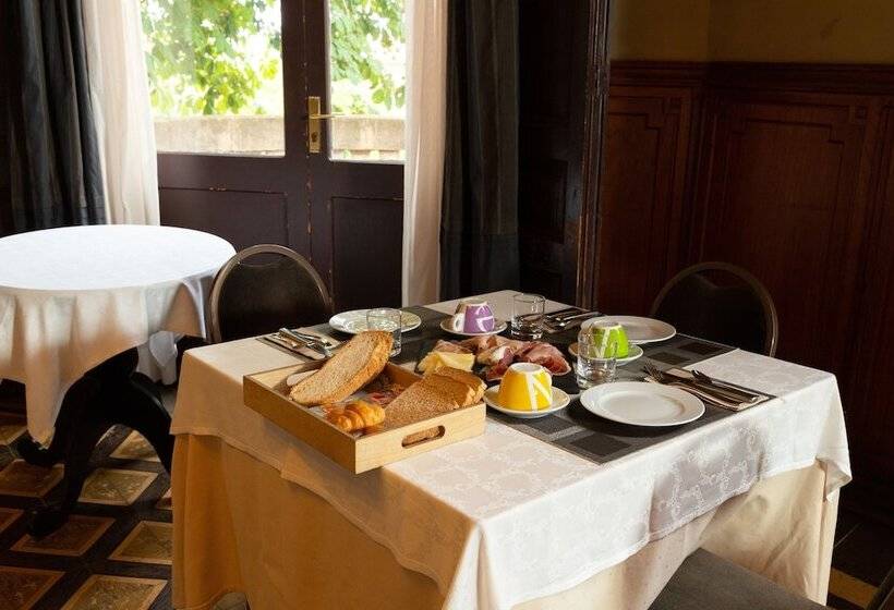 Сельский отель Rural Y Apartamentos Villa Engracia