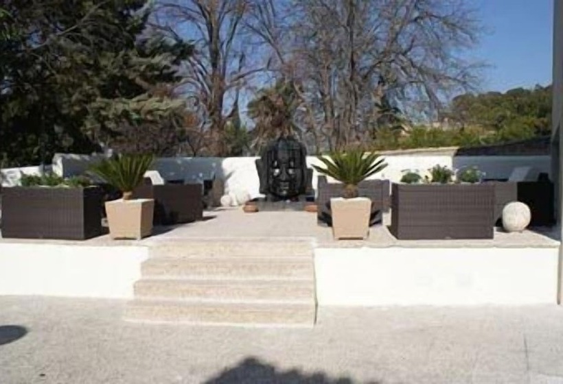 田舎風ホテル Villa De Biar