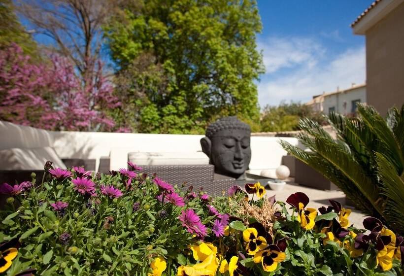 田舎風ホテル Villa De Biar