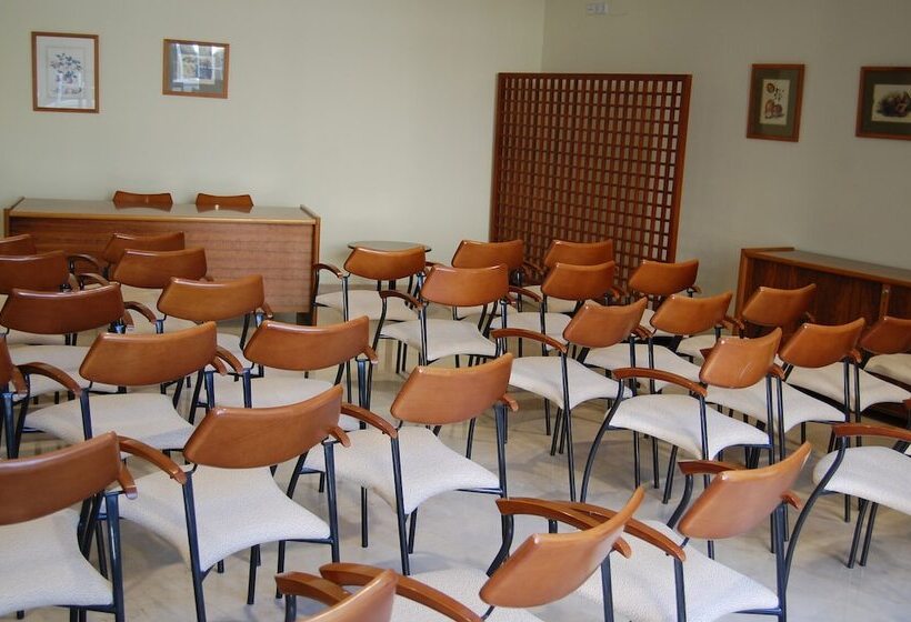 田舎風ホテル Villa De Biar