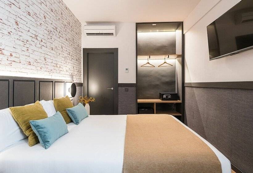 هتل Bypillow San Mamés