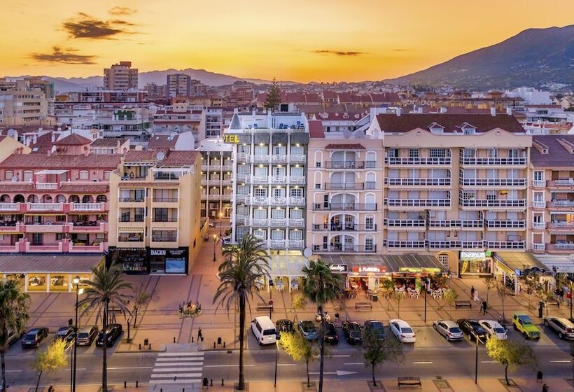 בית מלון כפרי Villa De Laredo