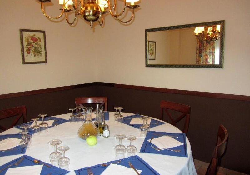 فندق Villa De Utrillas