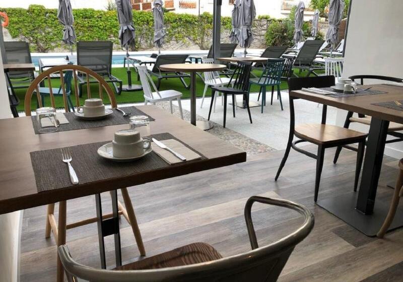 호텔 Windsor Tossa   Adults Only 16