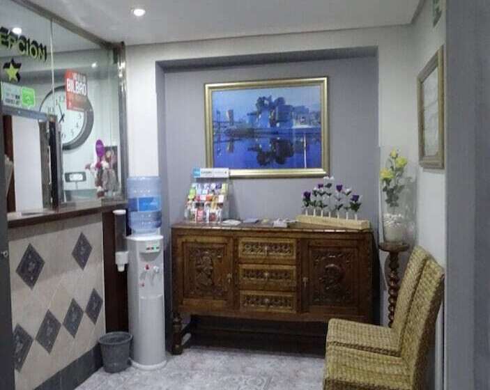 پانسیون Arenal Suites Bilbao