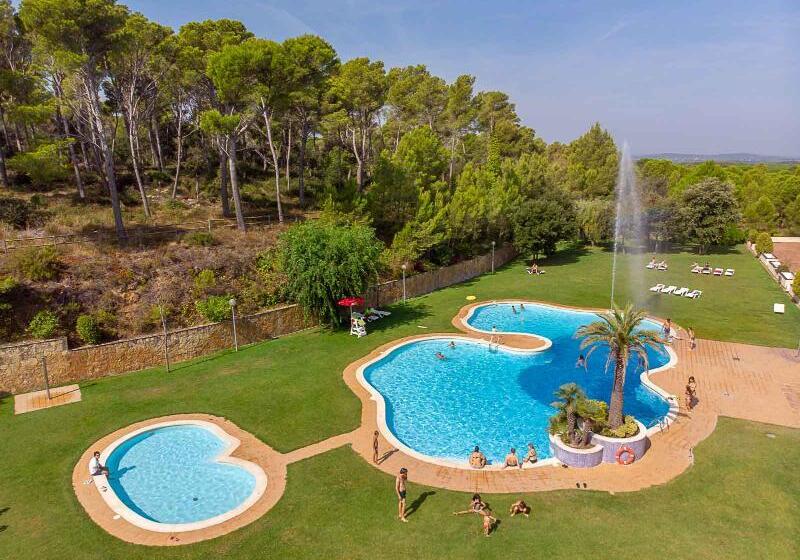 منتجع Aparthotel Golf Beach