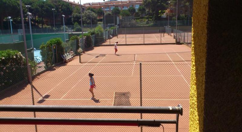 منتجع Aparthotel Golf Beach