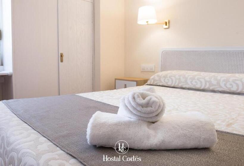 Hostal Cortes