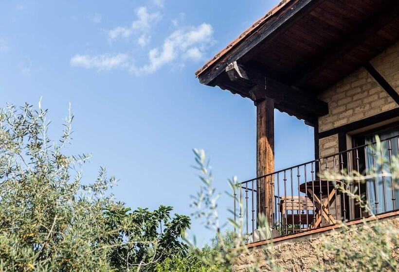 مسافرخانه Hosteria Fontivieja