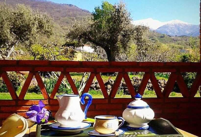 مسافرخانه Hosteria Fontivieja